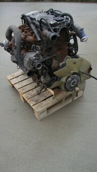 AVIA DAEWOO - MOTOR CUMMINS 150HP - 3