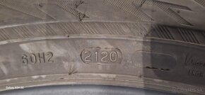 Volkswagen Touareg Nokian 255/55 R19 - 3