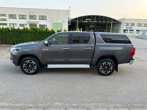 Toyota Hilux DC 2.8 I D-4D Executive 4x4 A/T - 3