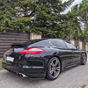 Predám Porsche Panamera 4S - 3