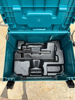 Makita kotučova pila HS 6601 - 3