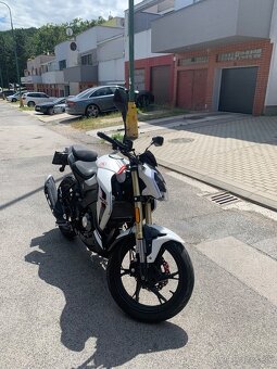 Keeway RKF 125cc - 3