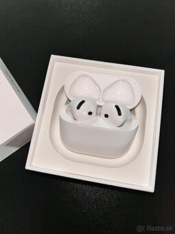 AirPods 4 - 3