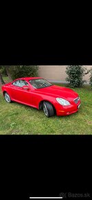 Lexus SC430. Rok 2003, nova STK motor V8 o objemu 4.3L, výko - 3