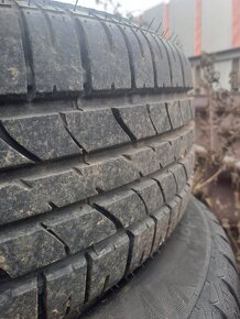 195/50 R15 82V - 3