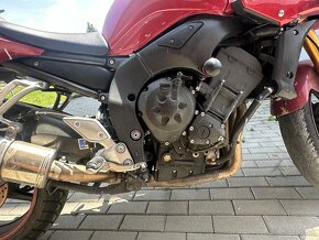 Yamaha FZ1 - 3