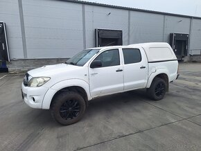 TOYOTA HILUX 2,5 DIESEL 4X4 UZÁVIERKU MA - 3