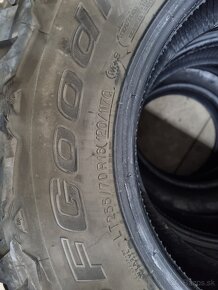 BFGoodrich Mud-Terrain KM3 - 3