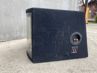 Predám 1000w subwoofer so zosilňovačom - 3