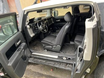 Toyota FJ Cruiser 4.0 v6 Manual przevodowka - 3