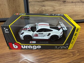 Bburago 1:24 Porsche - 3