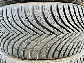 Zimní pneu Michelin Alpin 5 - 205/45r17 ( 6-7mm ) 4ks - 3