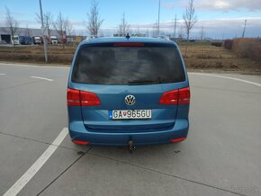 Volkswagen Touran 2.0 TDI Highline DSG - 3