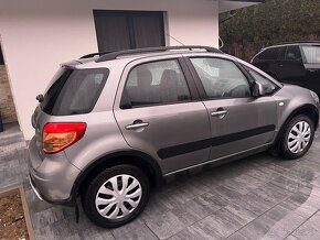 Suzuki SX4 4x4 1.6 benzín - 3