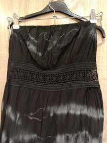 Koralové a čierne batikované maxi šaty - 3