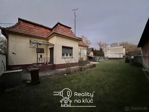 Na predaj 4-izbový rodinný dom s rozľahlým pozemkom Kolárovo - 3