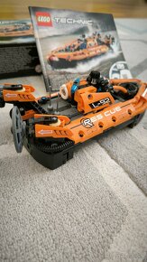 Lego Technic 42120 Záchranárske vznášadlo - 3