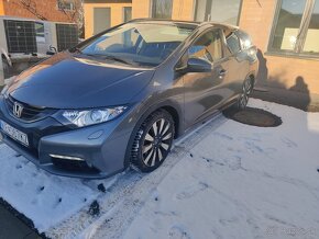 Honda Civic Tourer 1.6 i-DTEC EXECUTIVE - 3