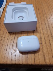 Apple AirPods PRO 2nd gen v USB-C MagSafe púzdre - 3