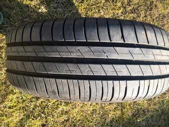 4 ks LETNÉ 185/60 R14 82H CONTINENTAL  cca 5-6 mm 50,-€/sada - 3