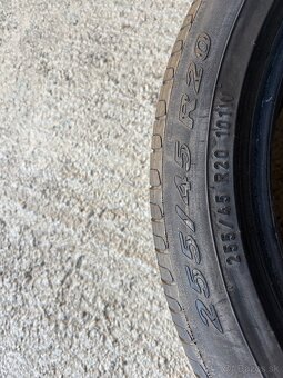 255/45 R20 Pirelli Letne - 3