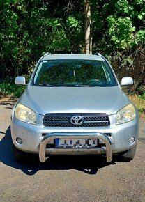 TOYOTA RAV4 - 3