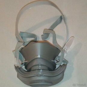 Maska (respirator) s vymenitelnym filtrom - 3