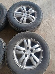 Hyundai Tucson Elektrony R16 235/60R16 - 3