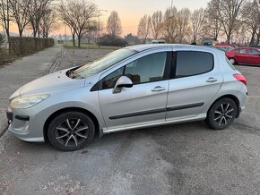 Peugeot 308,1.4 benzín 70kw,2008 - 3