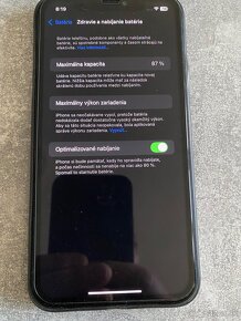 Predam iphone XR veľmi zachovalý - 3