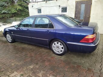 Honda Legend 3.5 V6 KA9 facelift 153 KW, 235 000 KM. LPG - 3