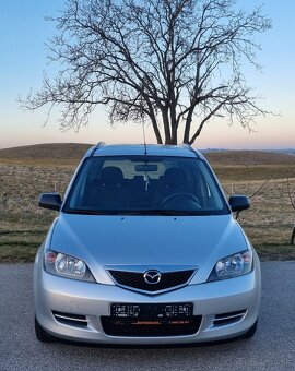 Mazda 2 .1.25 16V 55KW/75PS R.V.06/2004 - 3