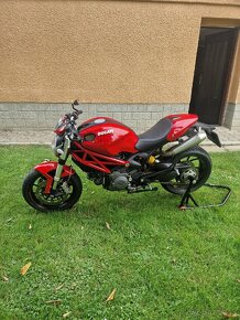 Ducati monster 796 - 3