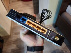 Stary router s USB 10e - 3