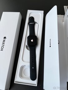 Apple Watch 44 mm - 3