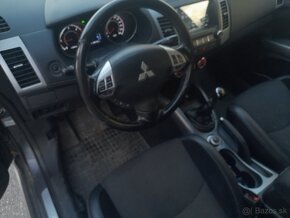 Mitsubishi Outlander  4x4,2010,7 miestne - 3