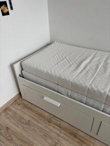 IKEA posteľ - 3