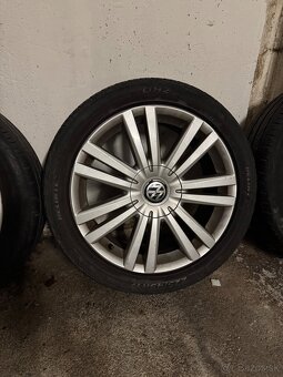 VW LETNA SADA R17 / 225.45 R17-5x112 - 3