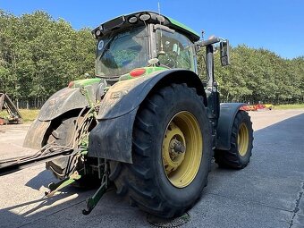 John Deere 6215R - 3