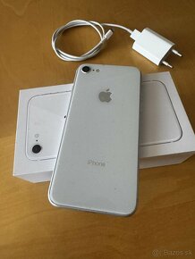 Apple iPhone 8, Silver, 64GB - 3