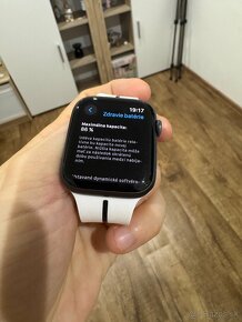 Apple Watch 5 44 mm + bohaté príslušenstvo - 3