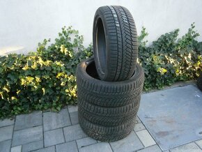 Predám 4x zimné pneu Continental 225/40 R18 92VXL - 3