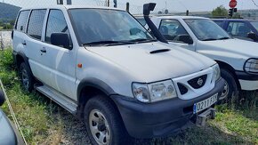 Nissan Terrano, 2,7 tdi,bez korozie, zo Španielska.7-2000 - 3