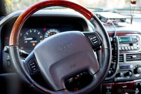 Predám jeep Grand Cherokee 4, 7 - 3