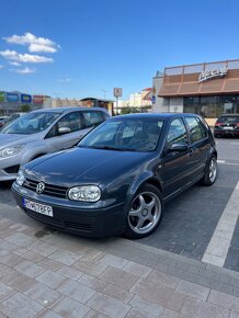 Volkswagen Golf 4 1.8T - 3