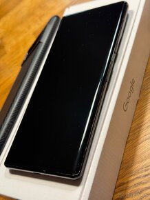 Google Pixel 6 Pro a Pixel 4a cena spolu. - 3