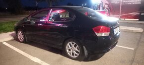 Na predaj Honda City 1,3 - 3