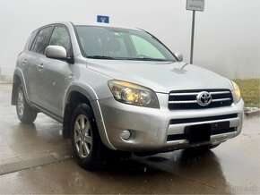 Toyota RAV4 2.2 D-4D 180 X - 3