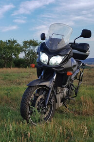 Suzuki DL650 V-Strom - 3