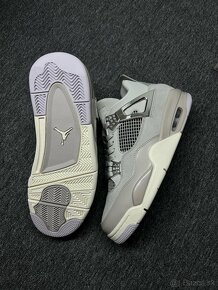 Nike Air Jordan 4 Retro "Frozen Moments" - 3